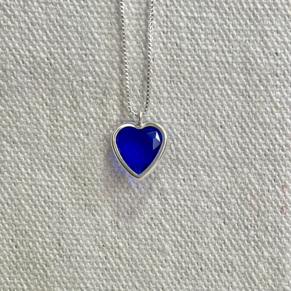COLAR CORAÇÃO AZUL 10mm