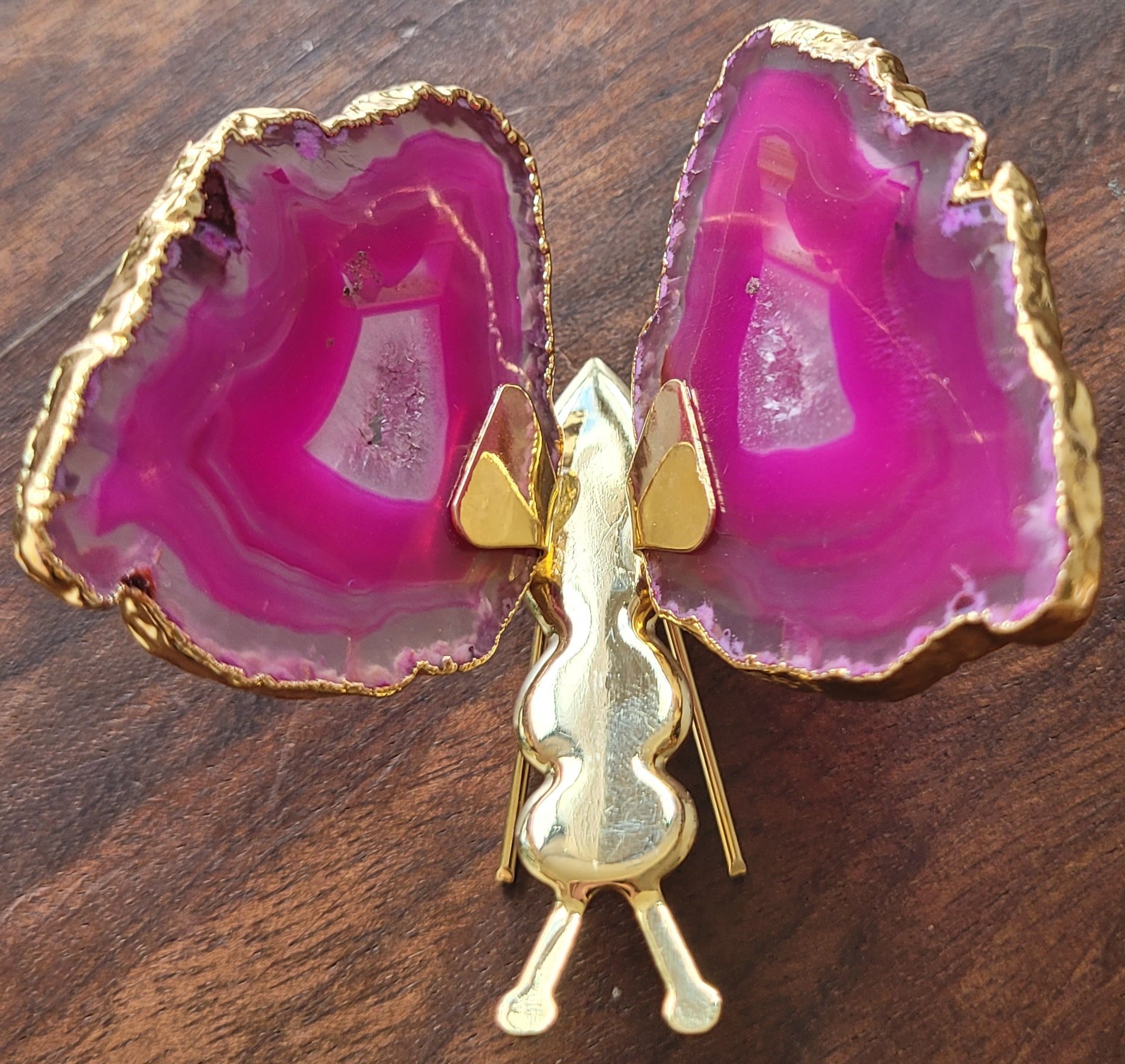 BORBOLETA DE AGHATA ROSA COM BANHO DOURADO